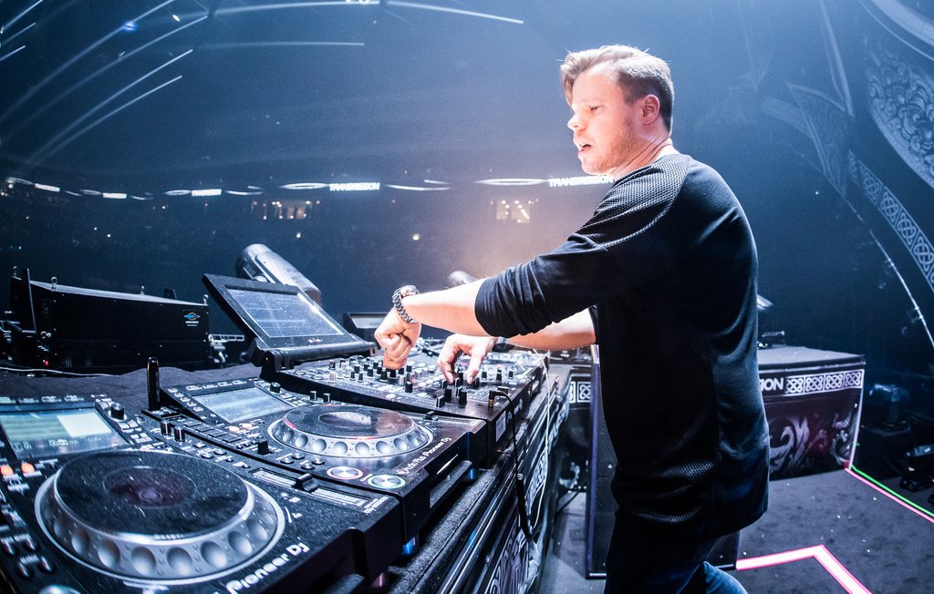 UnitedMusicPRG's tweet image. Get ready for the brand new @FerryCorsten at #TMPRG19! After Gouryella 2.0 in 2017 we are excited to welcome #SystemF for the first time at #TransmissionFestival 🤩

🎫 LAST TICKETS 👉 bit.ly/TicketsTMPRG19

#prague #ferrycorsten #trancefamily #trance