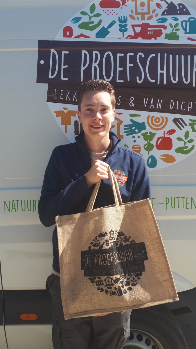 Gertjan de Reus studeert HBO CE/Creative marketing <a href="/hsrotterdam/">Hogeschool Rotterdam</a> en loopt bij ons stage. Hij voert voor ons een onderzoek uit naar het gebruik van social media. Vul de korte enquête hieronder in en maak kans op een proefschuurtas!
Retweeten? Graag!

forms.gle/JrPtWSAQb5qLGA…