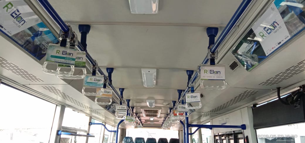 Atin_OOH's tweet photo. R-Elan (Product under Reliance Polyester Division, RIL) can be seen across @IndiGo6E Tarmac Coaches. Tarmac Coach branding offers a perfect environment for the passengers to interact with R-Elan. #AirlineAdvertising #HighRecall @relianceindltd https://t.co/qcY3TI4OQ5