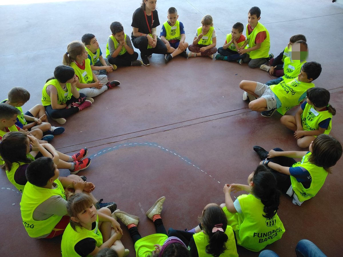 Escola Vora del Mar tweet media