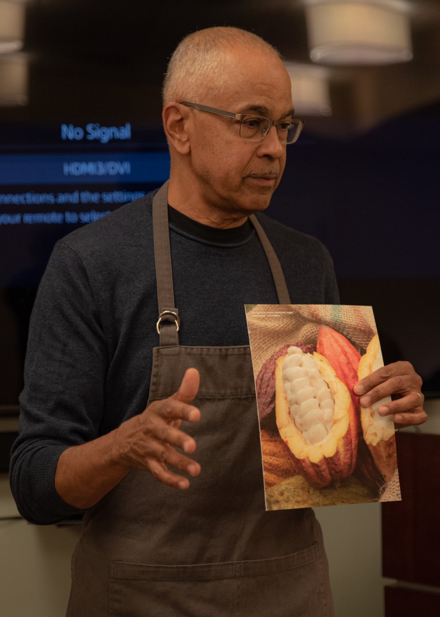 nosubcc's tweet photo. A evening of Wine, Chocolate and Networking hosted by @SalterHealthcar  @BenchmarkSL in Wourn featured a presentation and tasting of wine and chocolates by #TheChocolateTherapy from Framington. https://t.co/MHtt1U7j7p