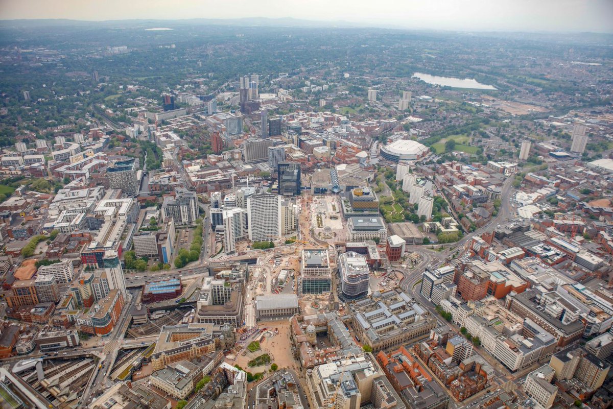 A great image showing not just the progress of the @ParadiseBham redevelopment, but pretty much the whole of western Birmingham including our @UCBofficial & @LiveTheModaLife projects.

More Paradise images: paradisebirmingham.co.uk/gallery/ #GlennHowellsArchitects #EricParryArchitects