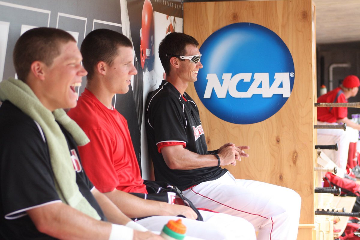 RB4L_Club's tweet image. It's Friday! Let's take a look at 2010 &amp;amp; the last time @RedbirdBaseball made a NCAA Appearance. Birds won the MVC Tourney &amp;amp; went on to battle Vanderbilt (L 8-7/13 innings), Saint Louis (W 8-3) &amp;amp; Vandy (L 10-4) under HC Mark Kingston. Thanks for the memories!! #RB4L #BacktheBirds