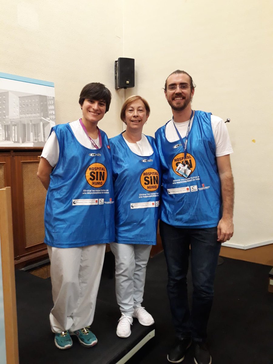 SATSE_Madrid's tweet photo. SATSE Madrid también está presente en el #DiaMundialSinTabaco. Nuestr@s delegad@s en el Hospital Clínico San Carlos informando sobre los perjuicios del tabaco #NoTabaco #Enfermería #HospitalSinHumo https://t.co/gfXYAR454B