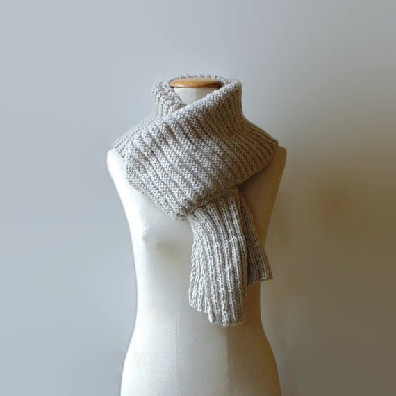 marianaypaula's tweet photo. Winter Scarf Hand Knitted in Light Gray Merino Wool #WomensScarves #ManScarf
$75.00
➤ https://t.co/c2vVHguThE https://t.co/HgiZlSqqVd