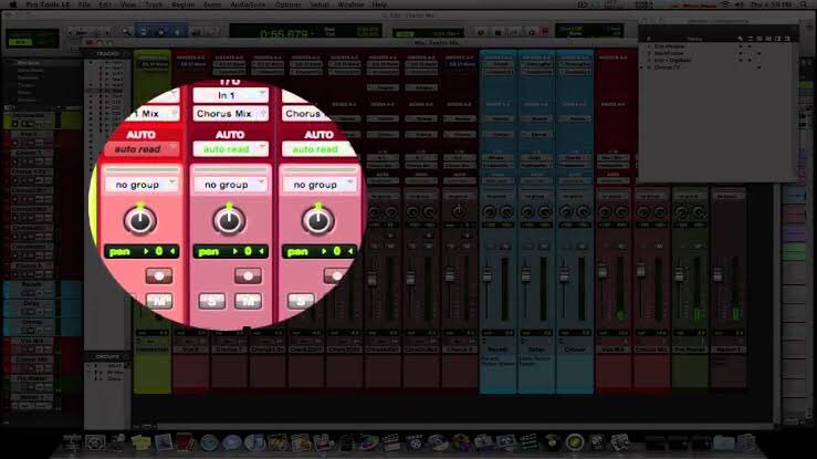 SecoMalto's tweet photo. Quando for mixar hihats e shakers não deixe-os no centro, use o pan para abrir um para cada lado. Fazendo isso você vai perceber que não precisa de tanto volume assim nesses elementos e também vai ver que eles vão parar de competir entre si. https://t.co/uYoZywHFq4