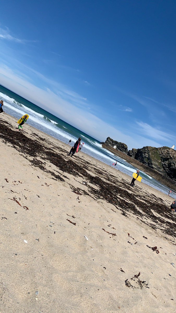 JordanTheCoder's tweet photo. Love a team lunch on the beach! How can you not when it is literally 10 minutes away! #WhyILoveWork #LivingInCornwall https://t.co/EP8qp1lukk
