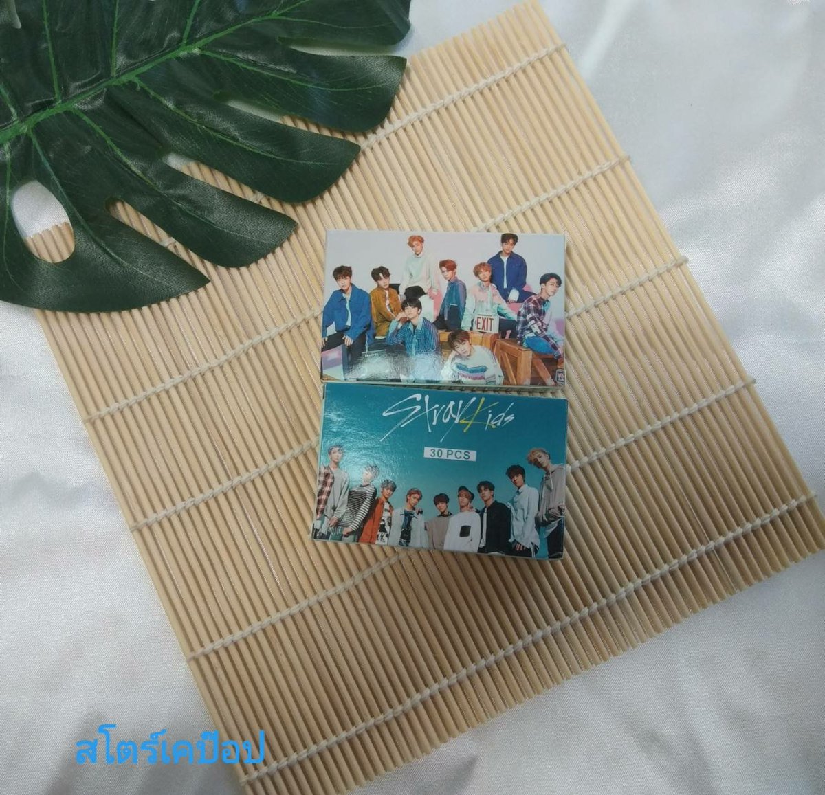 KpopMawi's tweet photo. ☁️[พร้อมส่ง]

โลโม่ stray kids
💵ราคา : 70฿
📮ค่าส่ง : 25/45

#ตลาดนัดWANNAONE️
#ตลาดนัดรถไฟบังทัน 
#ตลาดนัดblackpink 
#ตุ๊กตาnct 
#ตลาดนัดEXO 
#ตลาดนัดnct 
#ตลาดนัดอากาเซ 
#ตลาดนัดBT21 
#ตลาดนัดastro https://t.co/Relwrs4V4N