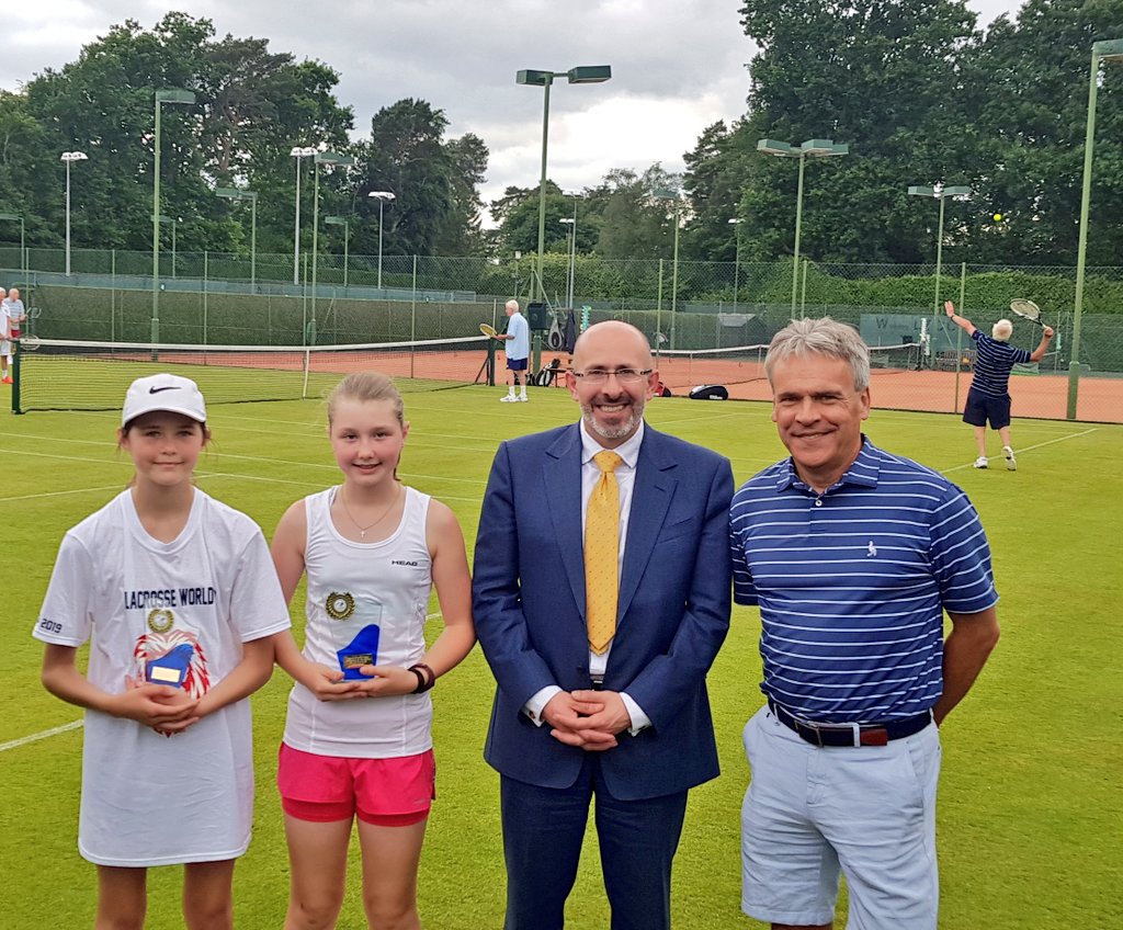 WokingLTCC's tweet image. Two more fantastic days of action at the @lta #Woking #Whitsun #Fast4 Tournament Sponsored by @seymours_estate as the Club welcomed Franco Orlando, Partner at Seymours &amp;amp; Andrew Kirby, Club President to award the finalists 👍😃🏆🎉 Full results..... lta.tournamentsoftware.com/sport/winners.…