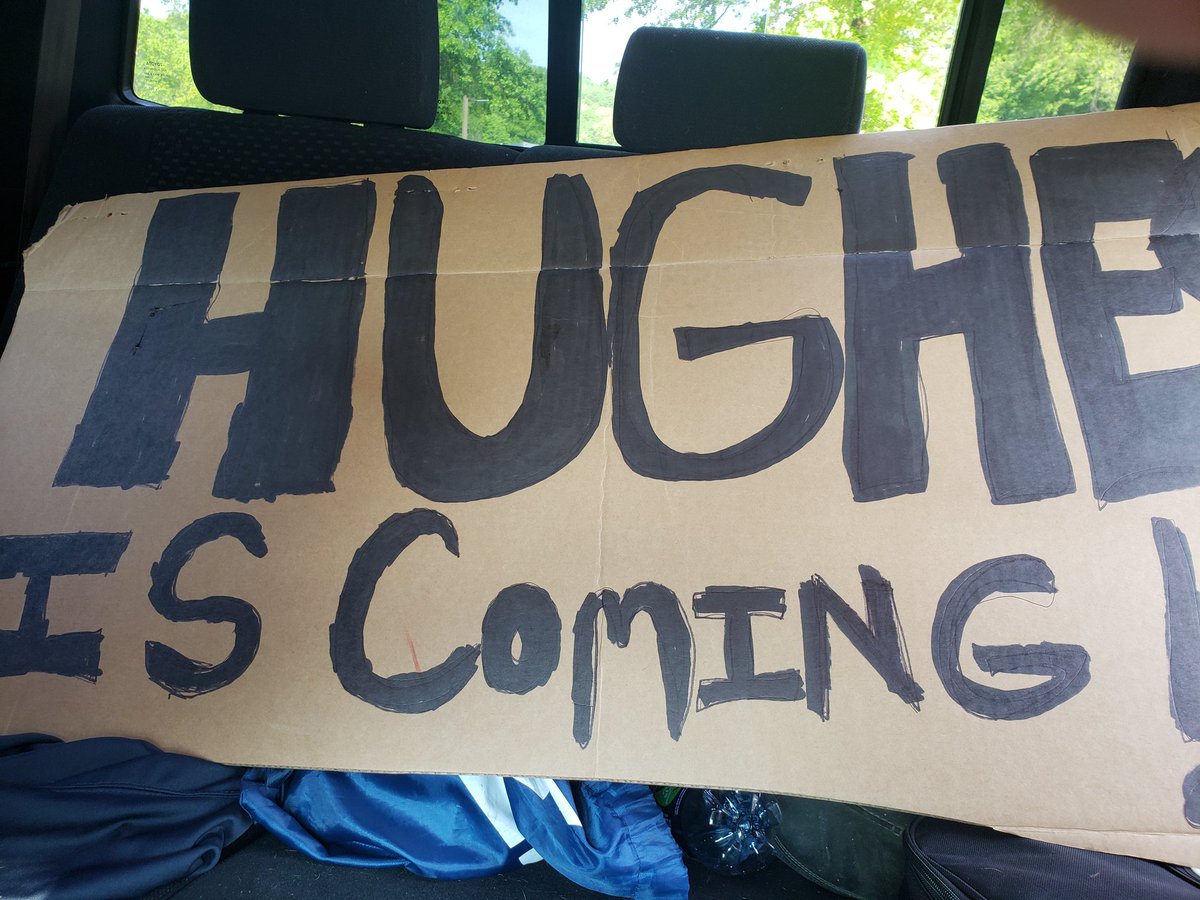 Ddecks's tweet image. My back seat rocks!!!!!!!