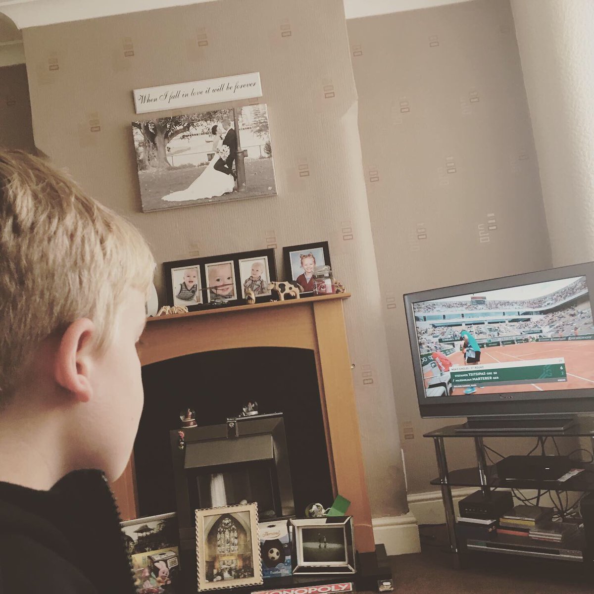 cmjsharpe's tweet photo. Bit of a different view from last year but he’s happy! 🎾🙌🎾 When @rolandgarros falls on half term week 🎾🤦🏻‍♀️🎾 #dylanbraydon #differentviewfromlastyear #learning #workhard #dreambig #FrenchOpen2019 #rafa #throwback https://t.co/tK4VoBFoNF