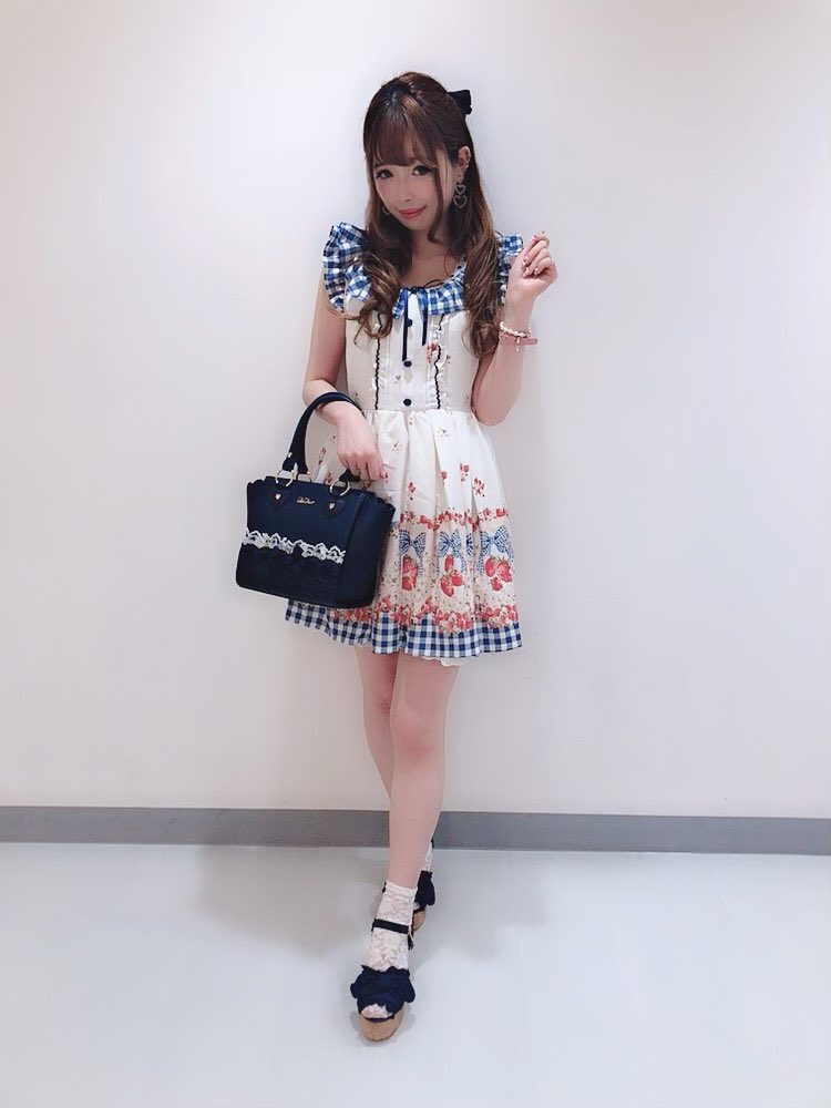 LIZ LISA on X: