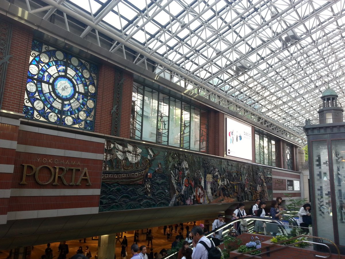 mitchell_epp's tweet image. I found this mural of mt. Fuji in Ikehabara today called "Edo's Four Seasons". It seems similar is style to this one i saw in Yokohama.#JILC2019