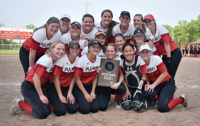 ICYMI: The Pulaski softball team is heading to the WIAA Division 1 state tournament next week after defeating West De Pere last night, 5-2. See how the game unfolded and hear from both coaches. 
gopresstimes.com/2019/05/30/pul…