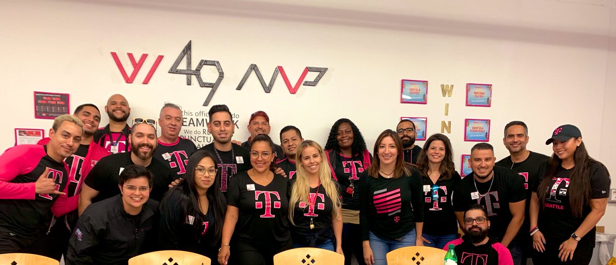 megan_chong6's tweet photo. Leadership and learning are indispensable to each other. #MiamiLeaders #tmobile @pattyc101 @bnash001 https://t.co/1ilBnFP9Sd
