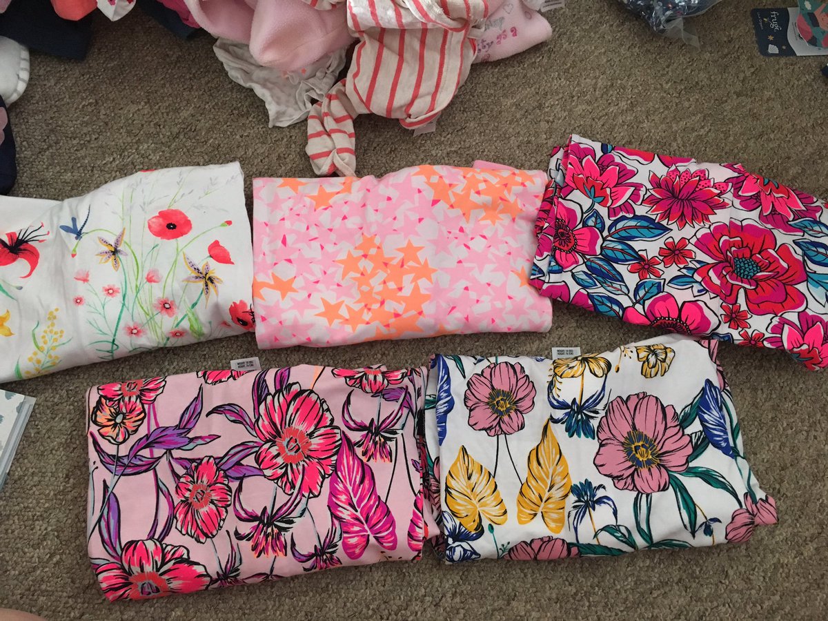 the_only_abi's tweet photo. Can’t wait for Florence to be big enough to wear these 😅😍 #baby #sleepsuits #wondersuits https://t.co/iX02xUrTGd