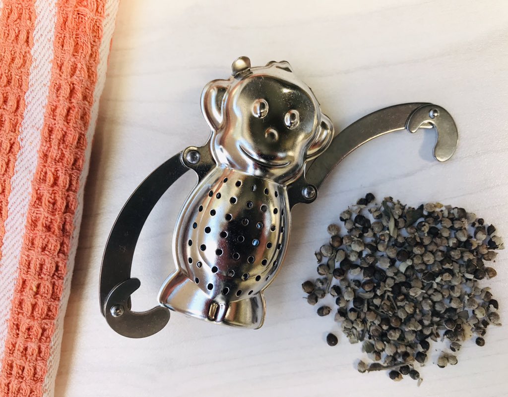SpiceMecca's tweet photo. Just hanging around...
What Am I? π€
#spicemecca #fridayriddles https://t.co/LygnHaJADn