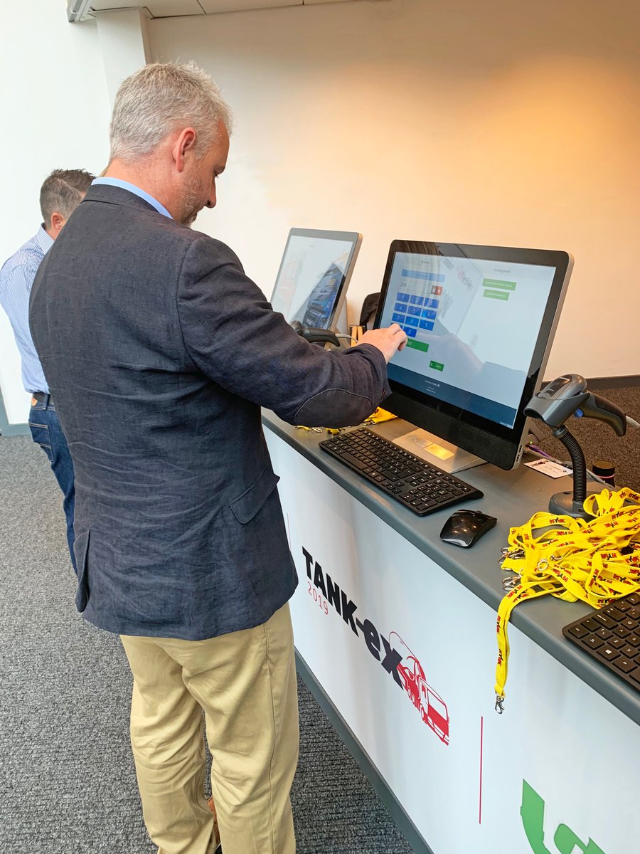 livebuzzevents's tweet photo. It's great to be at @HgtConventions for #TipExTankEx. @tipextankex https://t.co/IBZvlhHdB3
