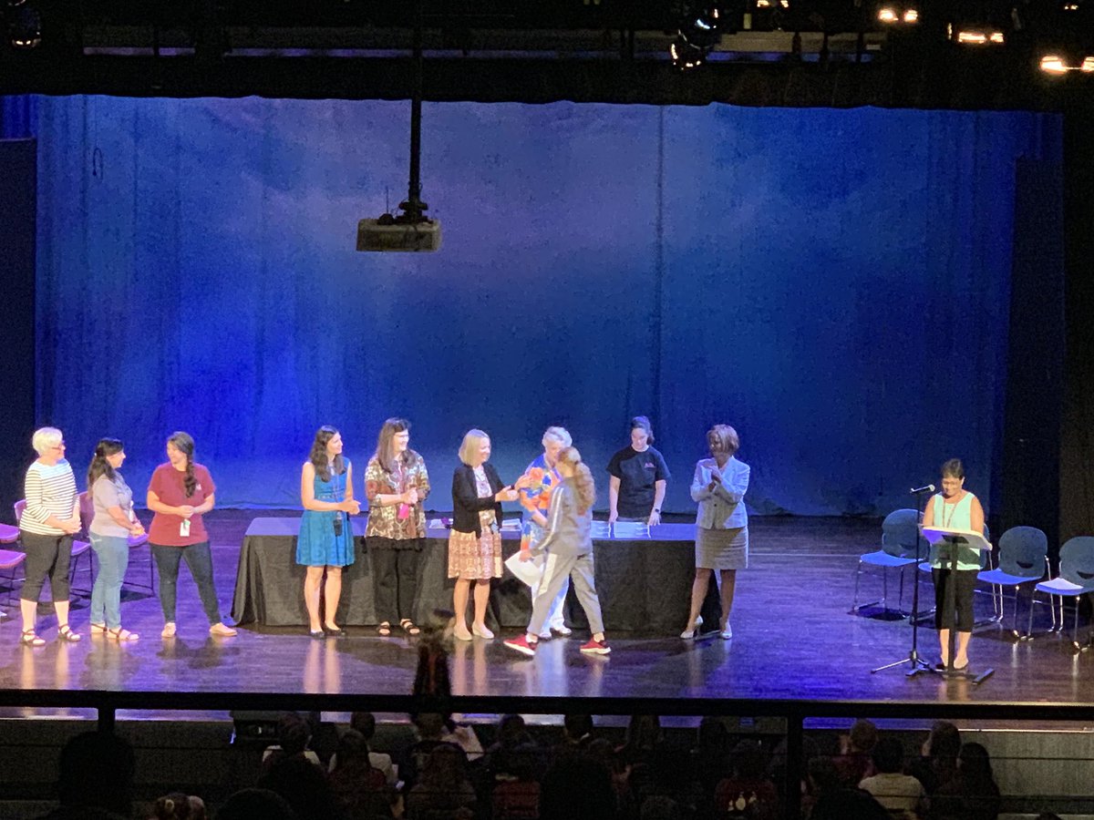 🎓🏆 7th Grade Awards Ceremony this morning! 🏆🎓