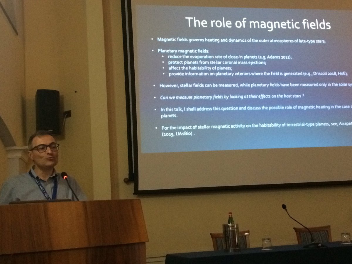 exoplanet_LM's tweet photo. The last lecture of N. Lanza is on the role of magnetic field in the star-planet interaction #ases3 #Exoplanets https://t.co/xyQm4xbX6Q