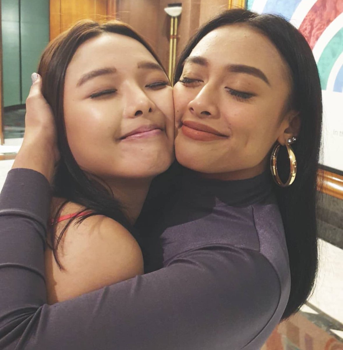 TeamShawntel22's tweet photo. Awww cutiesssss 😍❤️💜💕 #TeamShawntel #Shawntel #ShawntelCruz #ShawnRi #SHAWNshines 💞🌸🌞 https://t.co/3SdrwDEICE
