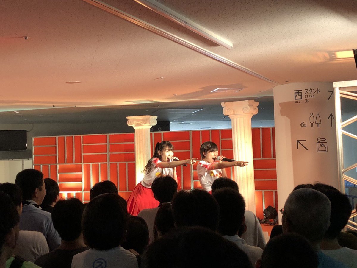 TPD_DASH's tweet photo. 6年間毎日溢れるほどの
愛と笑顔を皆さんから貰いました
ありがとうございます！
皆さんがくれた言葉がわたしに
自信を持たせてくれて
成長させてくれました。
これから先も自分の好きな事を全力で
突っ走っていきます！
お別れではないです！これから先また
出会えた時は最高の黒須になってます！ https://t.co/7LKyVlXOOG