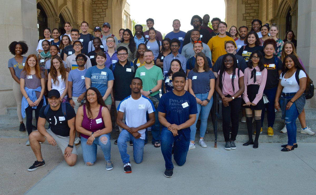 ugradresearchMU's tweet photo. Introducing our summer researchers! One week down, we can't wait to see what lies ahead! #ShowMeYourSummer #SummerugrMU๐ฏ https://t.co/EGxUremU35