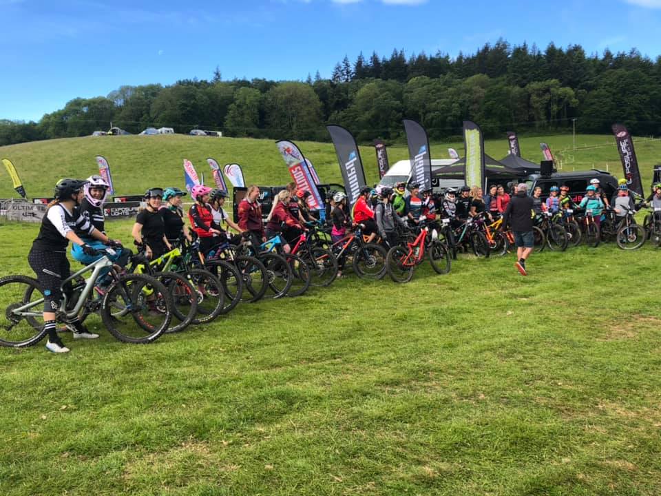 flowmtbapparel tweet media