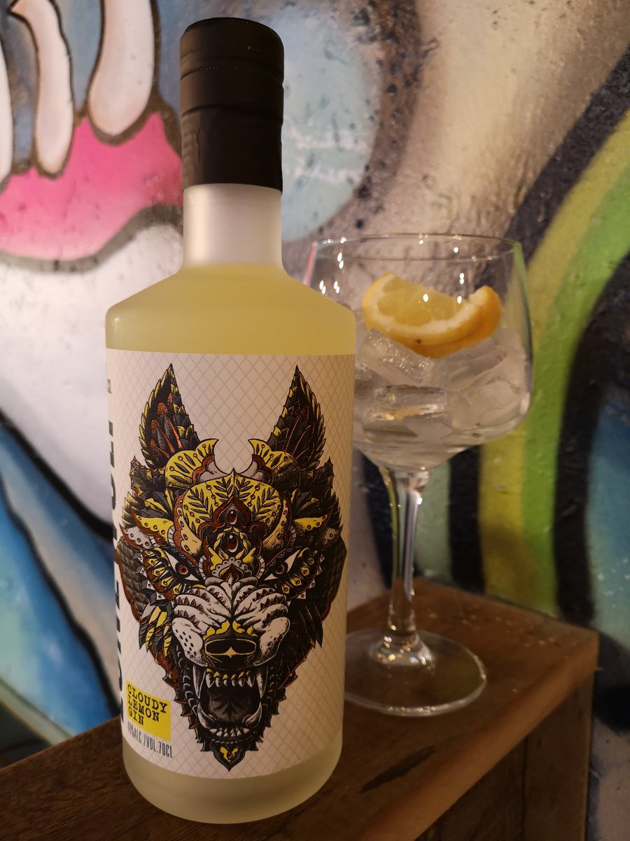 BrewDogPeterh's tweet photo. 🍋☁️ Arrived just in time for the weekend ☁️🍋
LoneWolf Cloudy Lemon Gin now pouring!
@brewdogdistillingco
.
.
.
#brewdog #peterhead #aberdeenshire #spiritlaunch #welovegin https://t.co/qxJU6z0DsQ