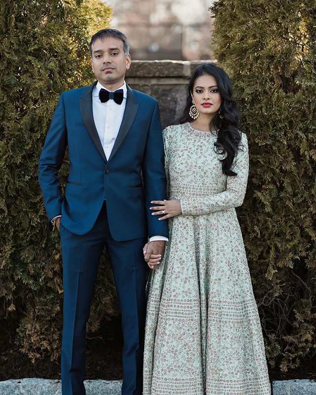 We loooooovvveee a sparkly dress here at Clean Plate Pictures, so naturally, we're obsessed with Nameeta's mint green gown. Ganesh looks pretty dapper too in his blue tux. The #glamvibes these two brought for their wedding celebration were legendary. bit.ly/2EJqTTW