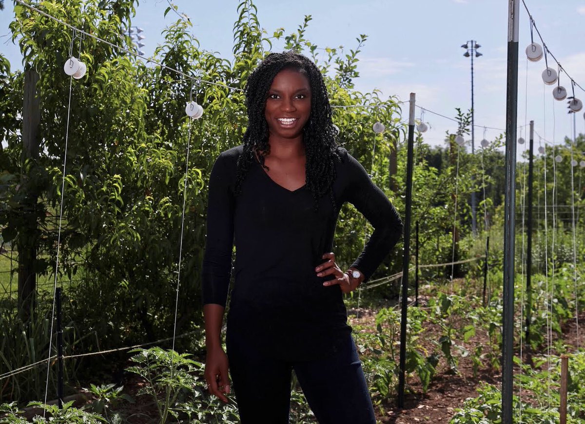 2 days ago, I visited folks @ Crescent Halls. An elderly black woman stopped me to tell me she saw me speak @ city council on #FoodJustice.”You did real good. You made me proud”..That’s who I work for in #Cville everyday. A #FoodSystem that works for them, will work for everyone.