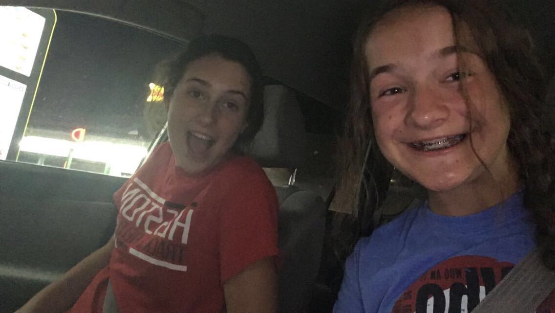 carynyoderr's tweet photo. HAPPY BIRTHDAY LIV!! thank out for always being my mario cart buddy :’)) i’m so excited for summer with u !! love uuuu !!🤩💘💓🥰❤️#dancingqueenonly17 @olivia_lais https://t.co/sgB3FPAL0h