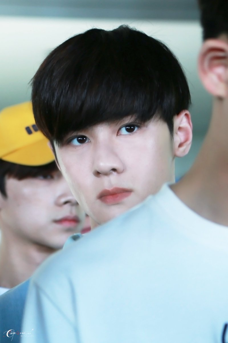 onceafor_0101's tweet photo. 190531
#쿤 #KUN #钱锟 #NCT #QIANKUN #WayV https://t.co/V91sjksHug