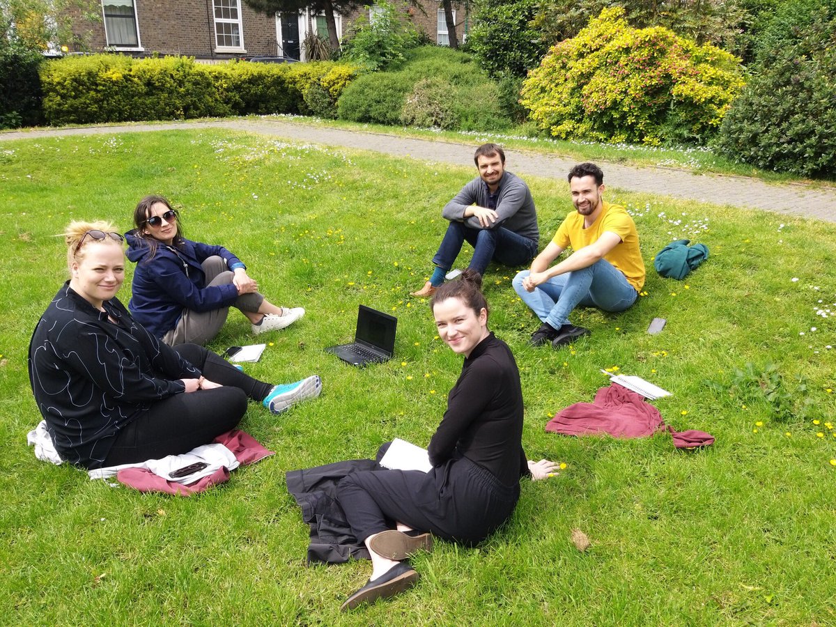 Rethink_Ireland's tweet image. Today we’re promoting #wellbeing in the workplace! Making the most of the warm weather by having our meetings outside. #wellbeinginwork #outsideoffice