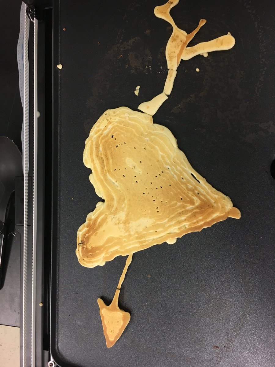 trttechlab's tweet image. Don’t go breakin’ my heart! @TrittSTEM @TrittTTF #pancakebot #pancakes #trittsummercamp #yummy