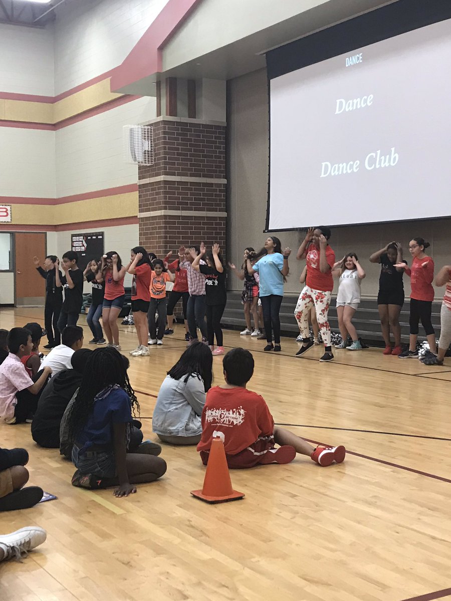MrsSilver56's tweet photo. Dance club @MissSpaeth_PT rocking it!!!! #ptpride #d56achieves #pbisassembly https://t.co/9sEI1dYBf9