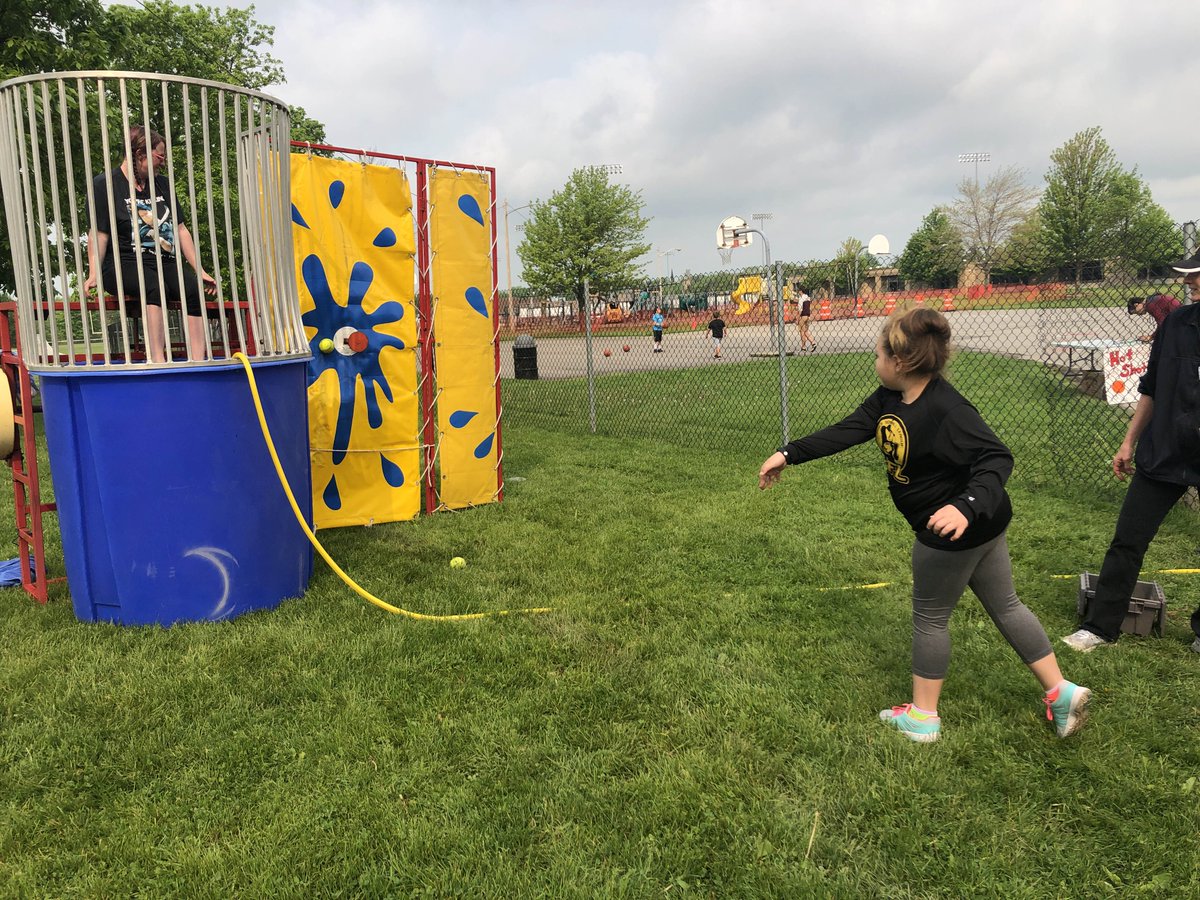 HFLManor's tweet photo. Splush, splash Iβm celebrating math! Thank you to all of the Manor teachers who took the plung for our students today! #hflpride #mathfair https://t.co/ndofDlN8xv