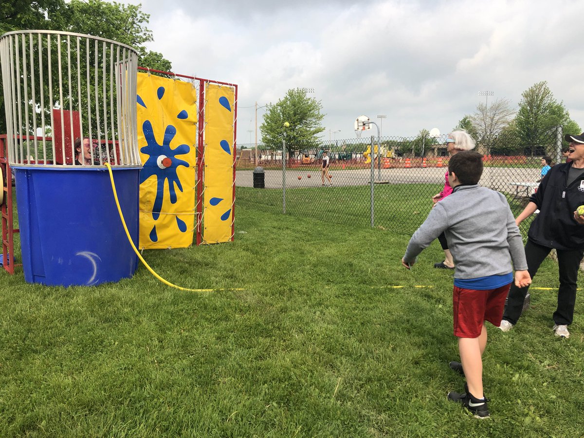 HFLManor's tweet photo. Splush, splash Iβm celebrating math! Thank you to all of the Manor teachers who took the plung for our students today! #hflpride #mathfair https://t.co/ndofDlN8xv