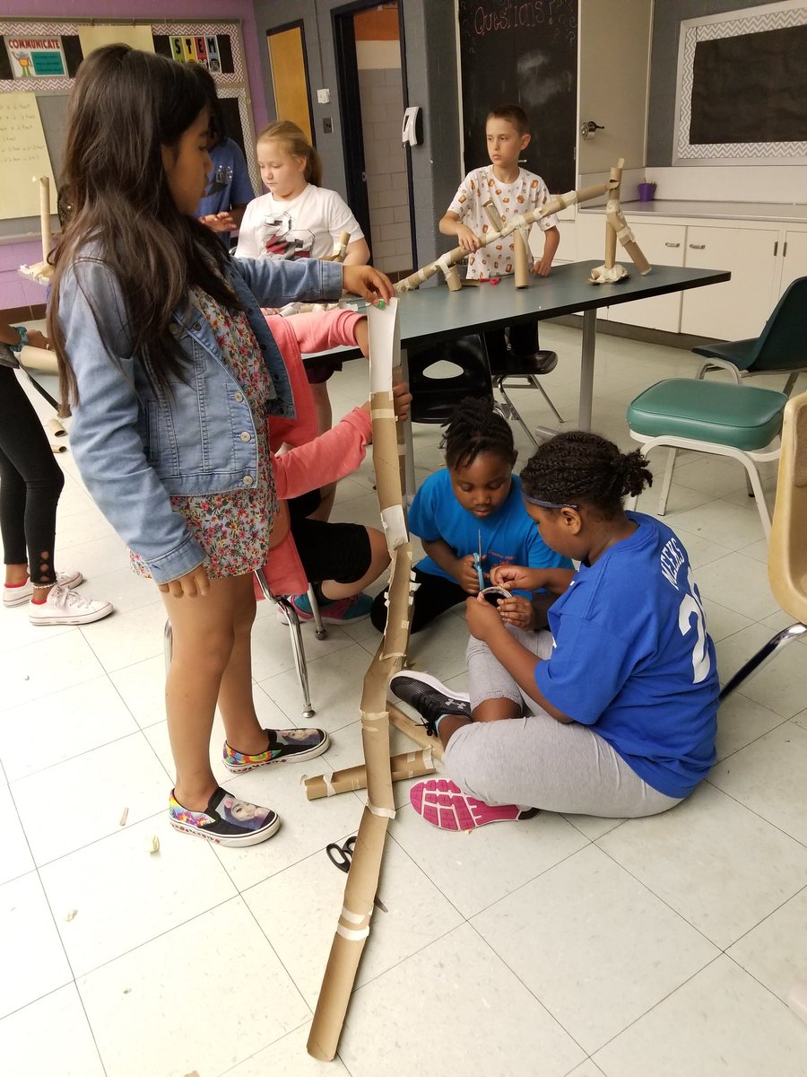 JanineMorganDou's tweet photo. Fourth graders enjoyed building a roller coaster.  #CHDreamBuilders https://t.co/udNsI5qCUK