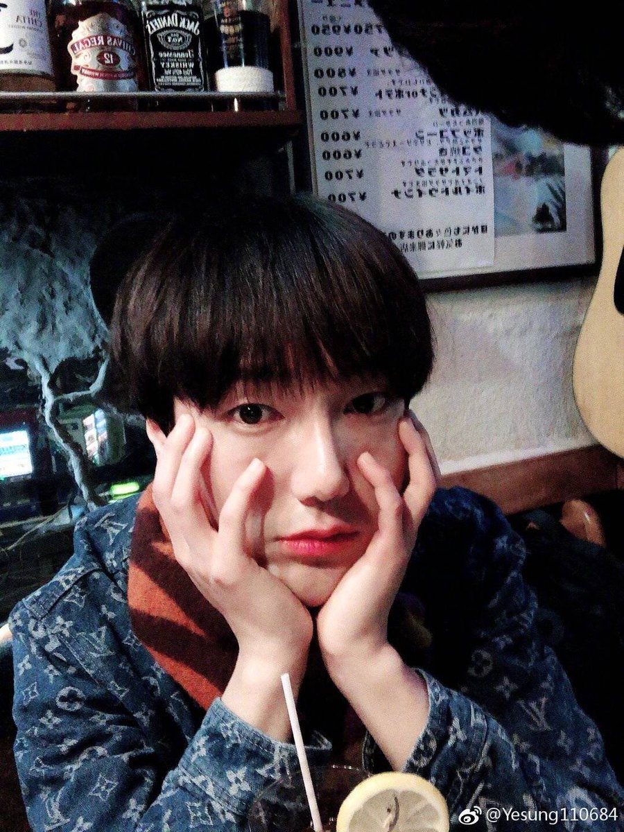 YuanL15's tweet photo. #BecauseWeLoveYesung
#예상 
No one can hurt you! We will try our best to protect you! https://t.co/E5XQZx86WI