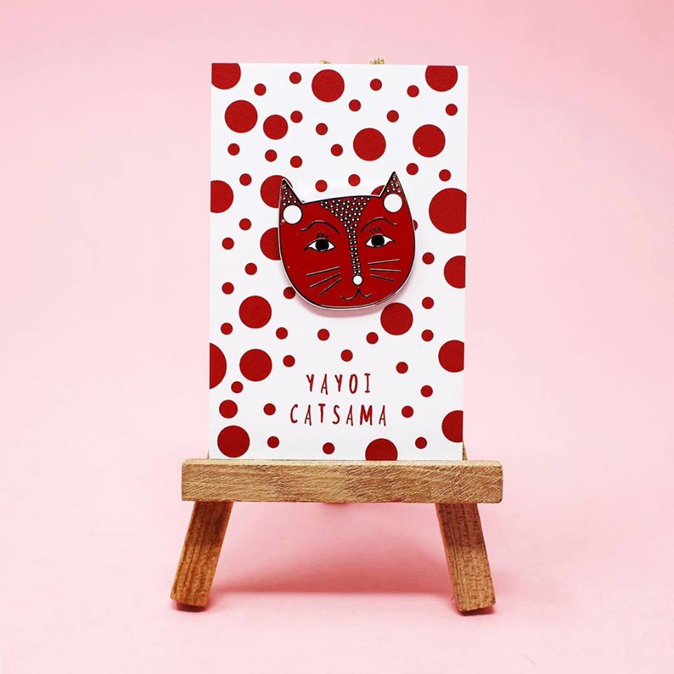 RevistaPICNIC's tweet photo. #Niaski diseña pines inspirados en reconocidos artistas y en las características de su técnica. https://t.co/gX3RjHNJWl