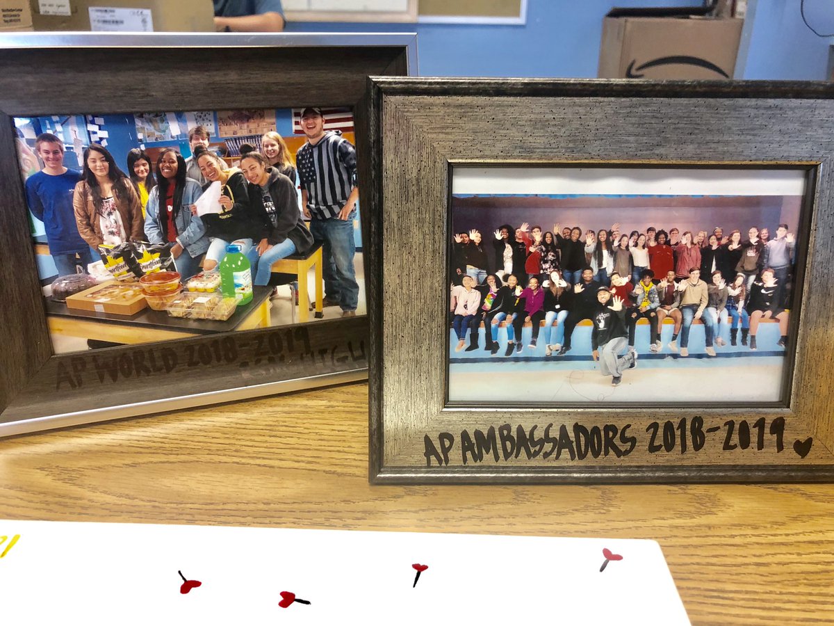 Melindabteaches's tweet photo. When your AP students surprise you with gifts they have painted and pictures of them #giftsfromtheheart #lovethem #neverforget #RSMH @KDBlankenship https://t.co/6bixjr6msv