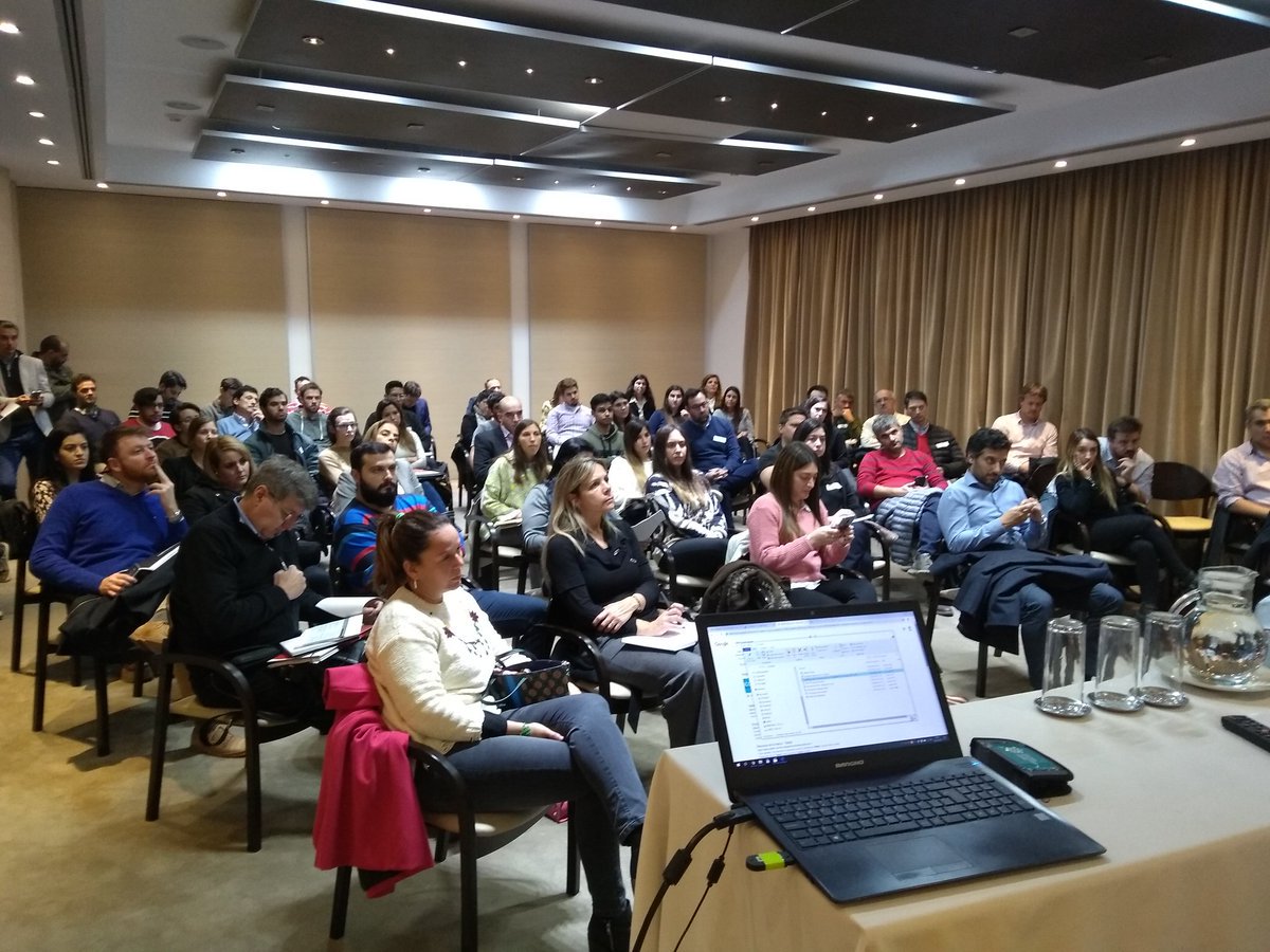 Dicsys_SA's tweet photo. #BuenViernes
👉Estuvimos presente en el Encuentro entre empresarios y programadores. Nuestro CEO, @dcasali brindó apertura al evento y el equipo de RR.HH participó de la ronda de entrevistas del @Plan_111mil. Agradecemos por el espacio!
#Plan111mil #Empleo #Capacitación https://t.co/2wddYn3E0l