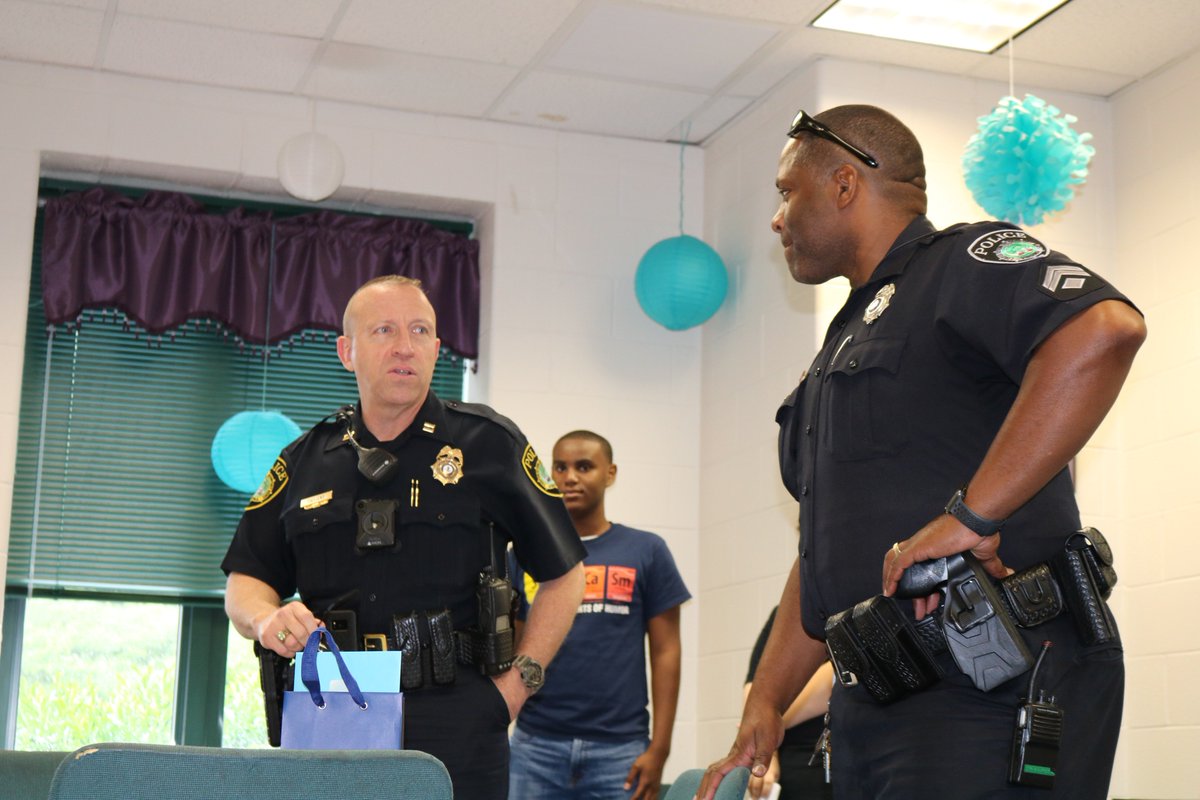 NNPSWoodside's tweet photo. Farewell to Officer Crawford. We wish you well during your retirement.
#WOODSIDEPRIDE #NNPSPROUD @NnpdOutreach https://t.co/67Mqb4Winj