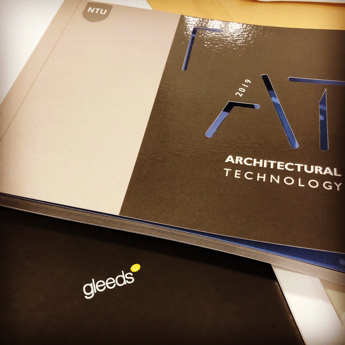 Simon_Mozzer's tweet image. Delighted and honoured to be asked again to judge the @TrentUni Architectural Technology Degree Show 2019. Always fantastic work to such a high standard.... #DifficultDecisions #ShapingtheFuture @GleedsGlobal @AT_NTU_19 @AT_NTU