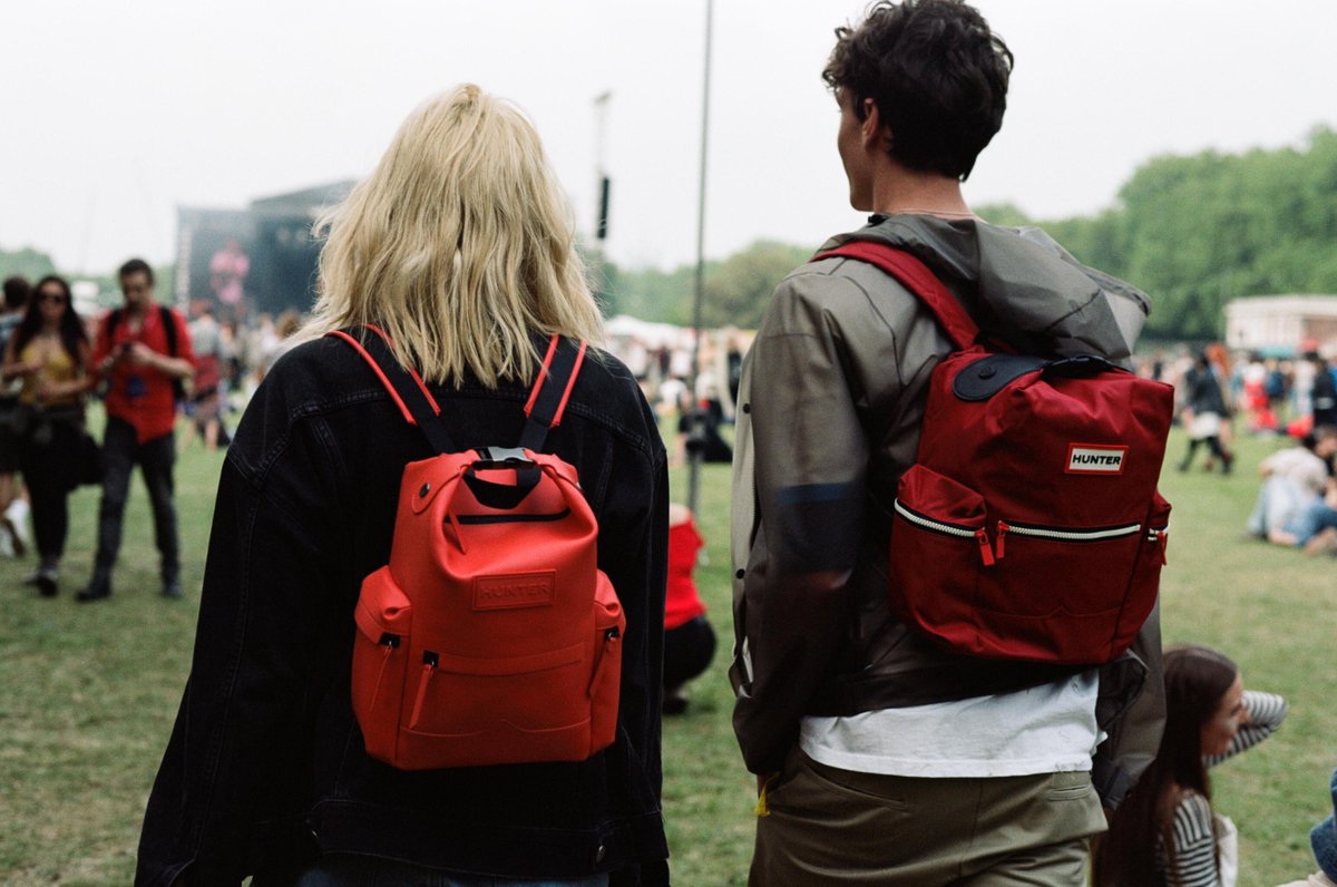 From getting back-stage to the best cure for a hangover, here are all of the hacks you need to survive a music festival: fal.cn/AncT #HunterOriginal