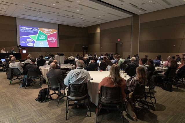 PLASTICS_US's tweet photo. #ICYMI: Last week, #refocus19 attendees experienced three days full of tours, workshops, and presentations that inspired new ways to imagine sustainability in the plastics industry. Revisit some of our favorite memories from Re|focus Sustainability & Recycling Summit here:
#FBF https://t.co/mVi9xmhNLK