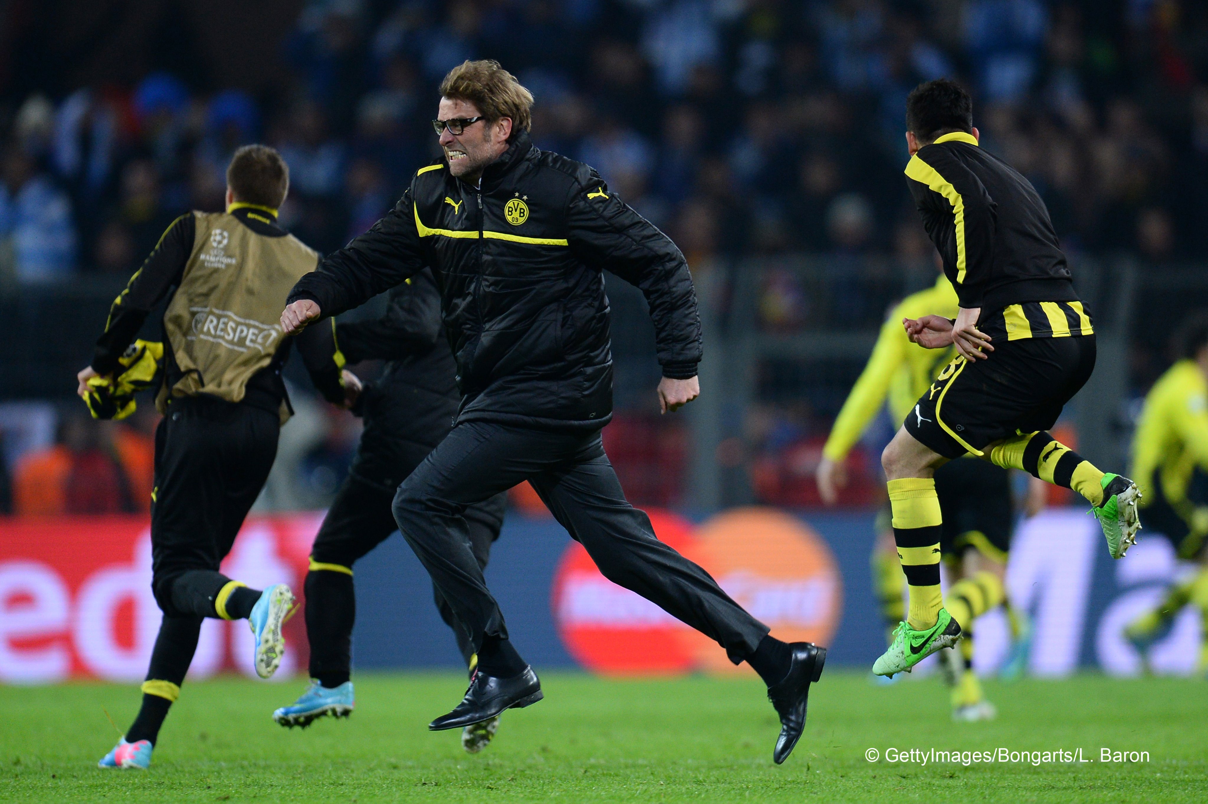 Dw Sportsさんはtwitterを使っています The One With The Miracle Of Malaga 13 Borussia Dortmund Score Twice In Injury Time To Reach Champions League Semifinals T Co Mmorkxuf4d Twitter