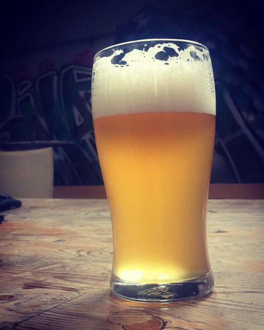 Why can’t we just be normal... Well, now we can, with our brand spanking new, unfiltered, slightly hazy interpretation of a classic Pilsner:
NORMAL PILLS 💊