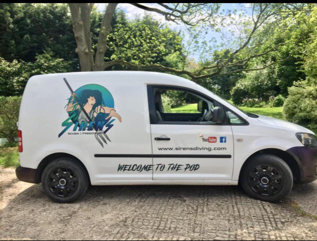 Vinyl Revolution tweet media